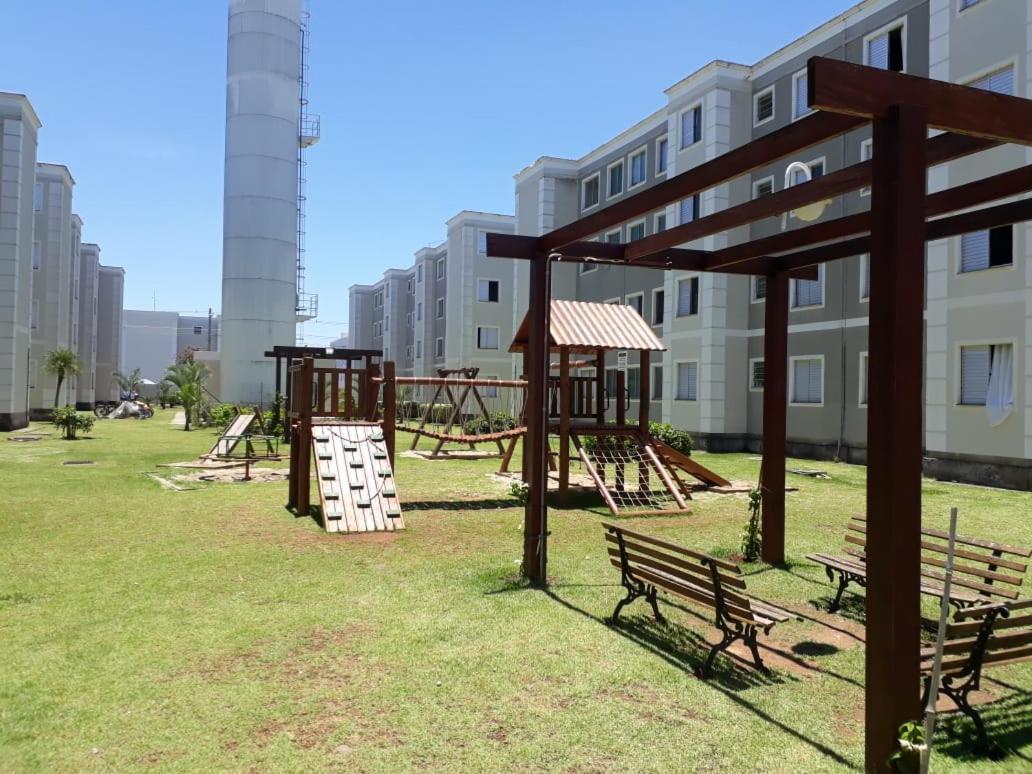 Pinda X Campos X Aparecida Apartman Pindamonhangaba Kültér fotó